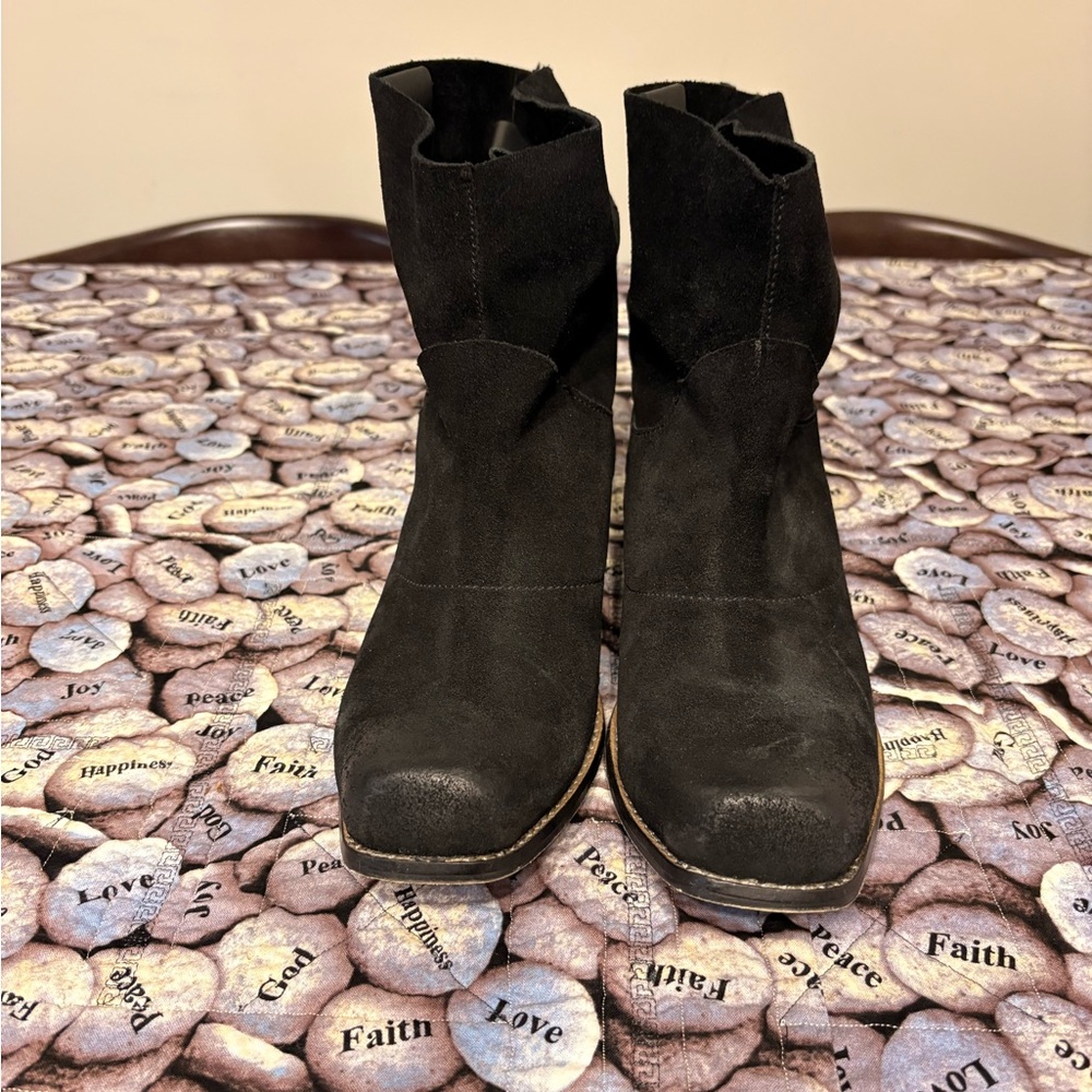Matisse Disco Black Ankle Booties